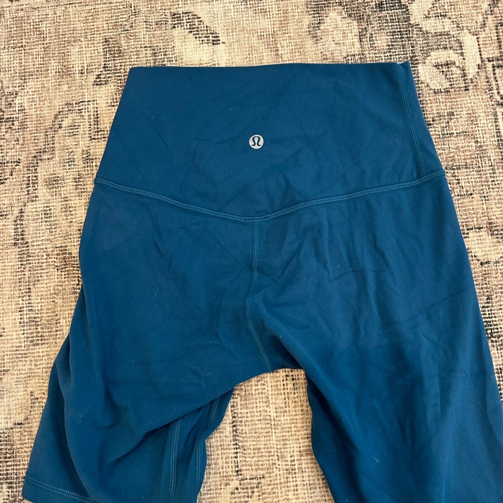 Lululemon Athletica Blue Leggings for Active Comfort